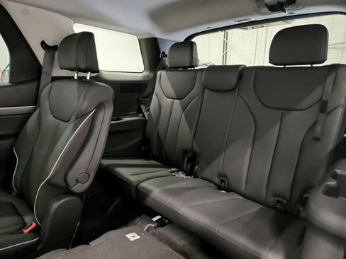 Used 2025 Hyundai Palisade SEL FWD image 34