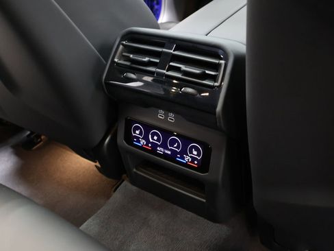 Used 2025 BMW M5 Touring image 62