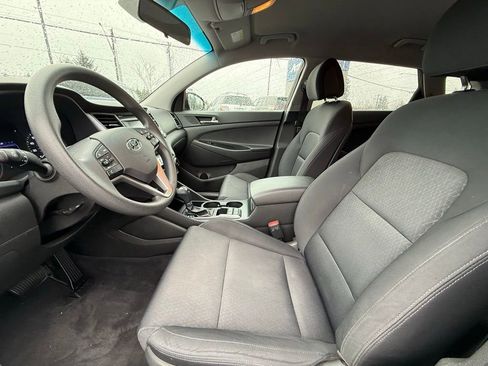 Used 2018 Hyundai Tucson SE image 11
