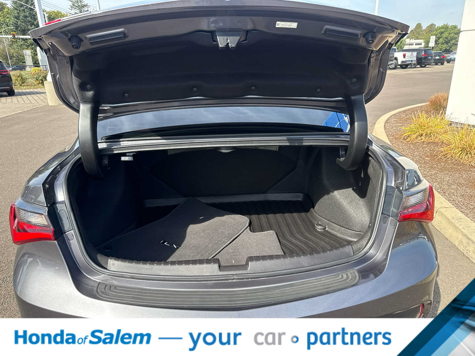 Used 2019 Acura ILX FWD image 15