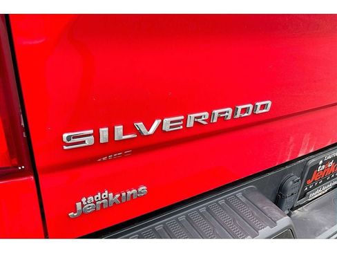 Used 2022 Chevrolet Silverado 1500 LT Trail Boss AWD/4WD image 32