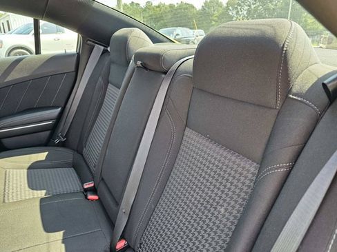 Used 2023 Dodge Charger SXT RWD image 31