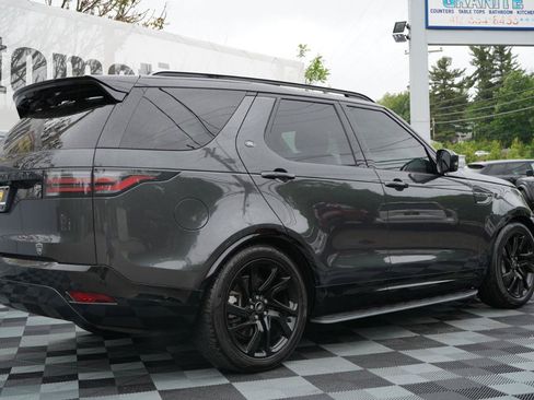 Used 2023 Land Rover Discovery S R-Dynamic AWD/4WD image 6