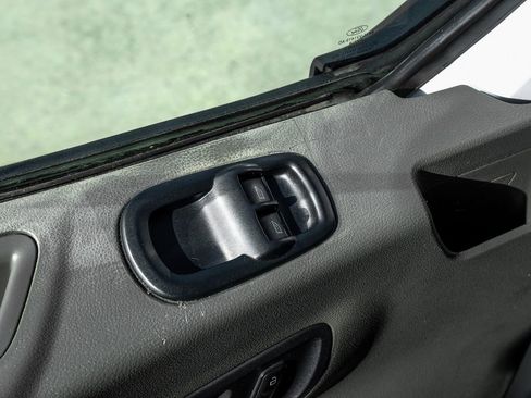 Used 2020 Ford Transit 250 Medium Roof w/ Load Area Protection Package image 40