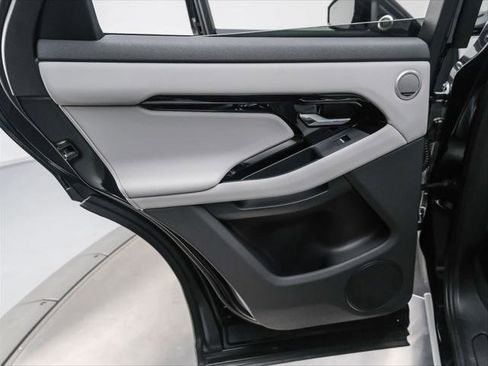 New 2026 Land Rover Range Rover Evoque S image 15