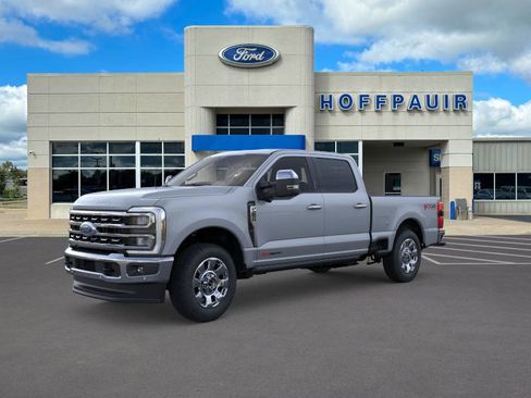 New 2026 Ford F250 4x4 Crew Cab Super Duty image 1