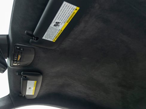 Certified 2018 Porsche 911 GT3 RWD image 30