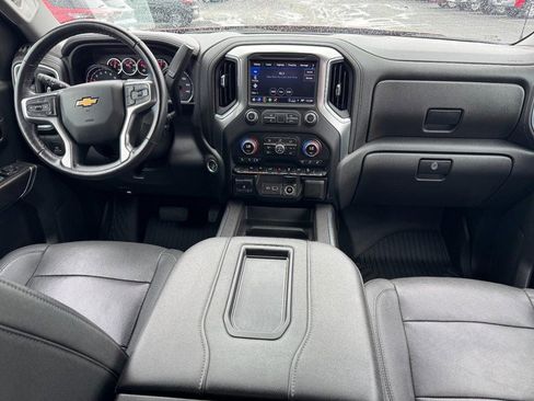 Used 2022 Chevrolet Silverado 1500 LTZ AWD/4WD image 11