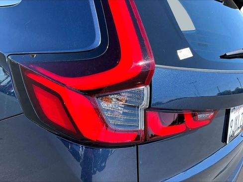 Used 2024 Honda CR-V LX image 28
