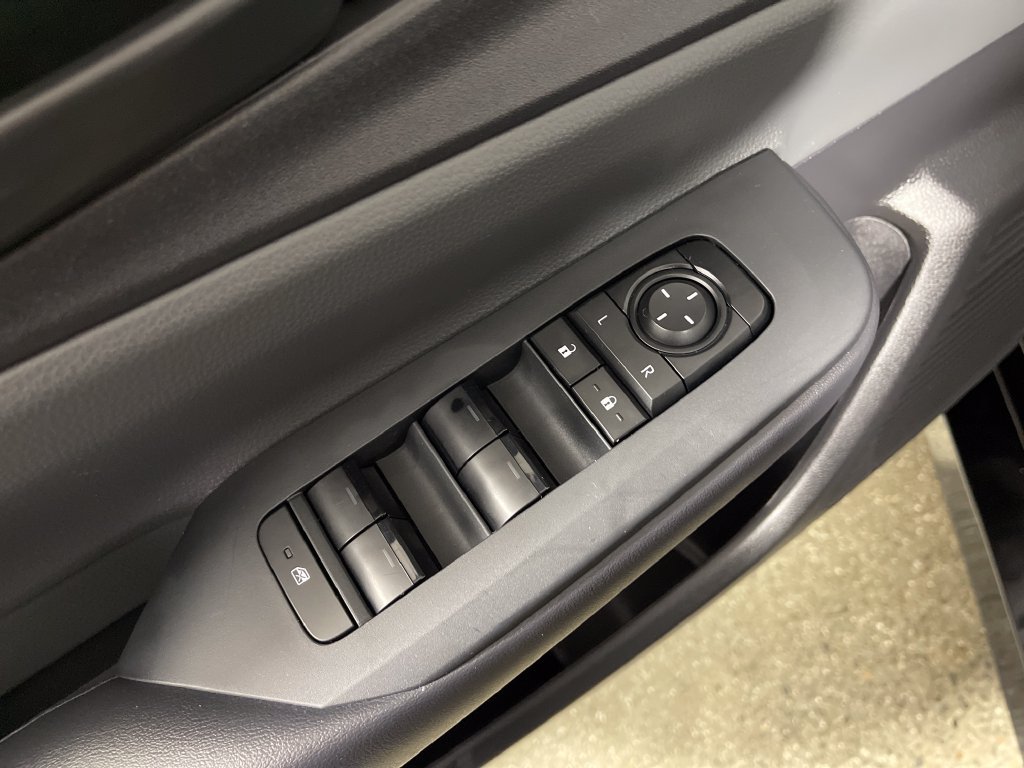Certified 2024 Toyota Prius LE FWD image 16