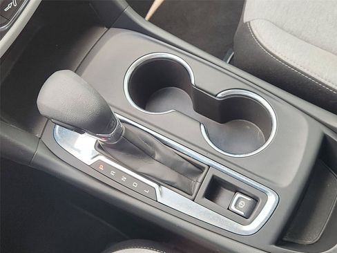Used 2023 Chevrolet Equinox LS w/ LS Convenience Package FWD image 15