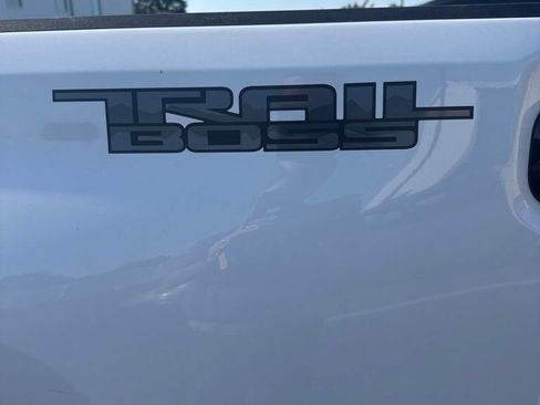Used 2025 Chevrolet Silverado 2500 LT w/ Trail Boss Package AWD/4WD image 3