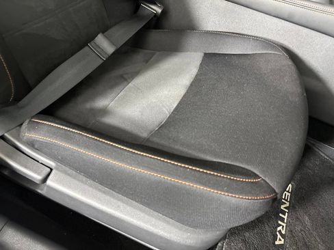 Used 2021 Nissan Sentra SR FWD image 31