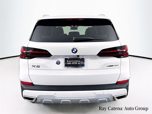Used 2024 BMW X5 xDrive40i w/ Parking Assistance Package AWD/4WD image 6