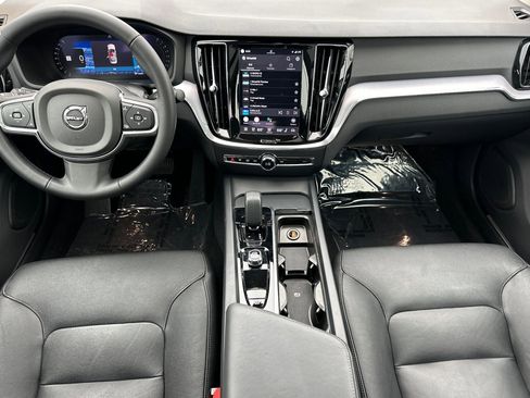 Certified 2025 Volvo S60 B5 Core FWD image 15