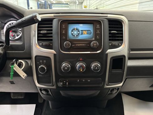 Used 2017 RAM 2500 SLT image 16