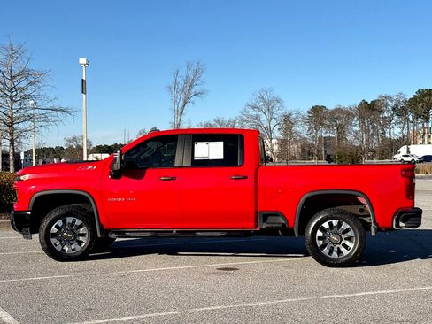 Used 2024 Chevrolet Silverado 2500 Custom w/ Custom Value Package image 23