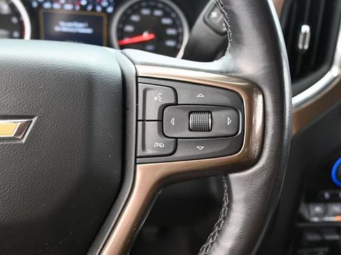 Used 2022 Chevrolet Silverado 1500 High Country AWD/4WD image 16