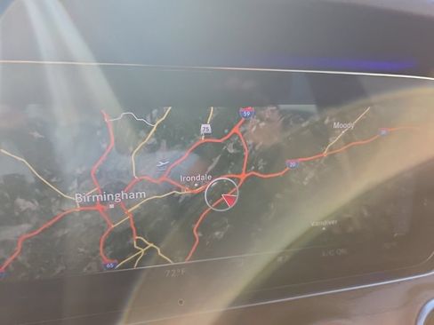 Used 2018 Mercedes-Benz E 400 4MATIC Wagon image 18