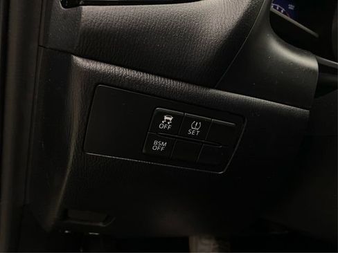 Used 2015 MAZDA MAZDA3 i Touring w/ Technology Package FWD image 23