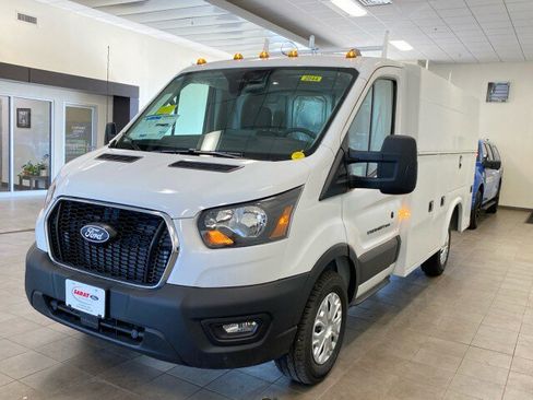 New 2026 Ford Transit 350 w/ Interior Upgrade Package RWD image 4