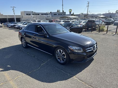 Used 2018 Mercedes-Benz C 300 Sedan image 2