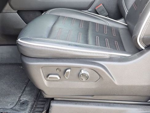 Certified 2025 GMC Sierra 2500 AT4X image 23