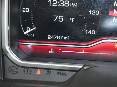 Used 2023 GMC Sierra 1500 Denali Ultimate AWD/4WD image 37
