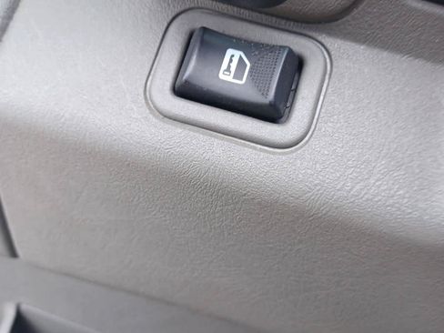 Used 2024 GMC Savana 2500 w/ Driver Convenience Package RWD image 12