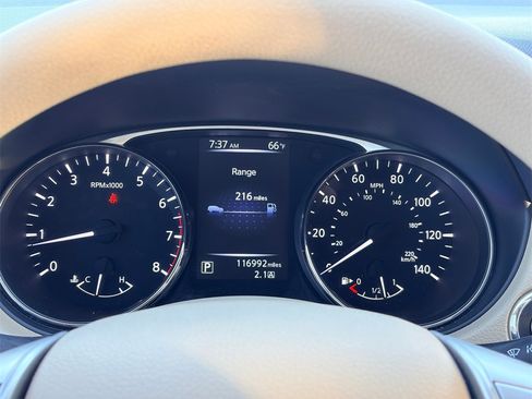 Used 2015 Nissan Rogue SV image 14