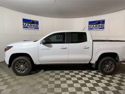 Used 2023 Chevrolet Colorado LT w/ LT Convenience Package II image 7