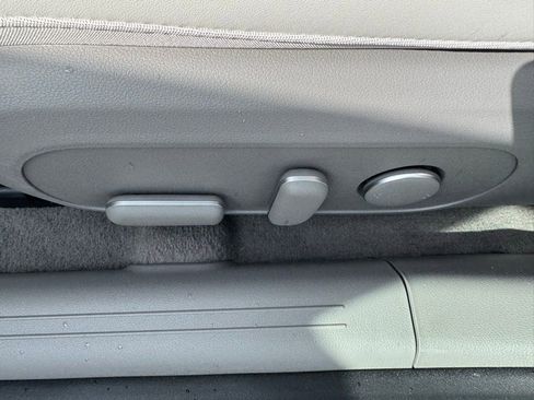 Used 2024 Hyundai Ioniq 6 SEL image 19