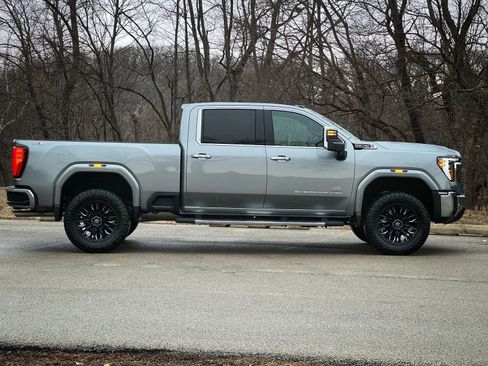 New 2026 GMC Sierra 2500 SLT w/ SLT Premium Package image 13