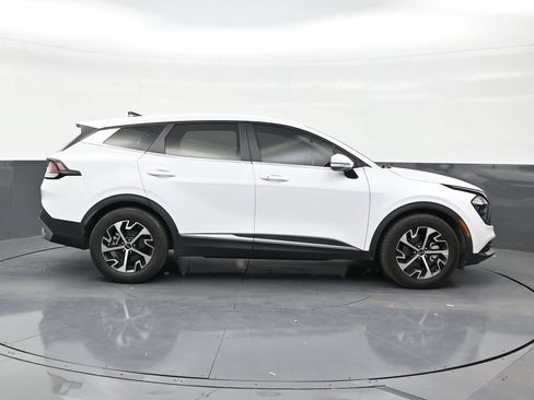Used 2023 Kia Sportage EX FWD image 6