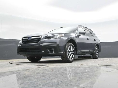Used 2020 Subaru Outback Premium AWD/4WD image 43