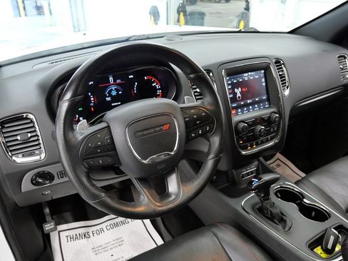 Used 2018 Dodge Durango R/T w/ Technology Group RWD image 11