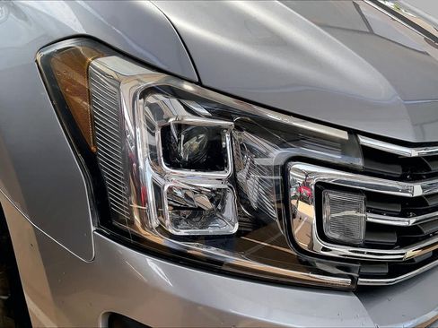 Used 2020 Ford Expedition XLT w/ Equipment Group 202A RWD image 28