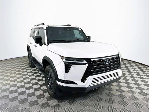 Used 2025 Lexus GX 550 AWD/4WD image 1