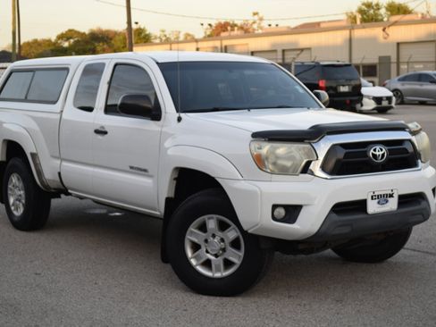 Used 2013 Toyota Tacoma PreRunner image 7