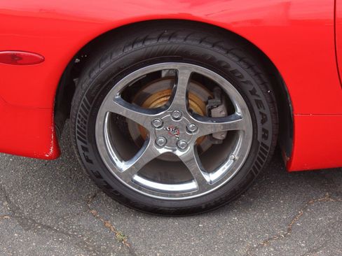 Used 1999 Chevrolet Corvette Convertible w/ Memory Pkg RWD image 22