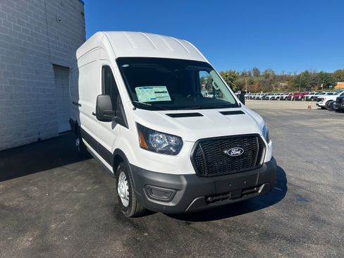 New 2026 Ford Transit 250 148 High Roof Extended AWD w/ Load Area Protection Package image 13