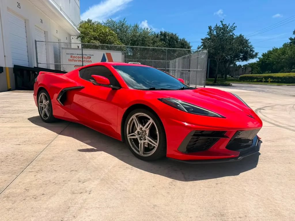 Used 2020 Chevrolet Corvette Stingray Premium Cpe w/ 3LT Preferred Equipment Group RWD image 1