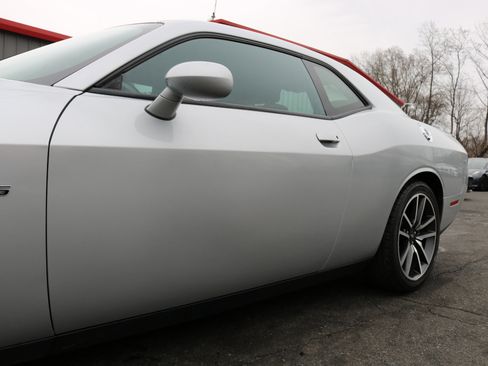 Used 2023 Dodge Challenger R/T image 8