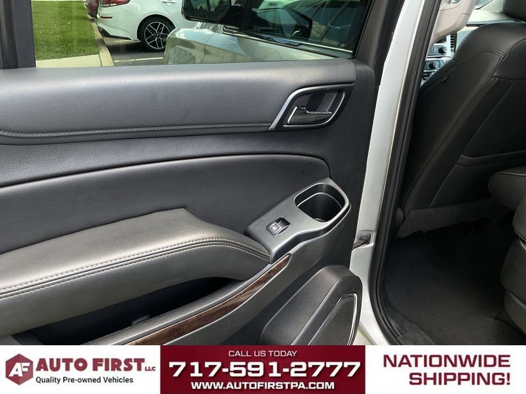 Used 2020 Chevrolet Suburban LT AWD/4WD image 9