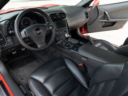 Used 2009 Chevrolet Corvette Z06 w/ Preferred Equipment Group RWD image 56