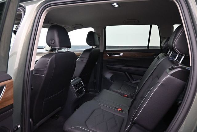 Used 2026 Volkswagen Atlas SE FWD image 16