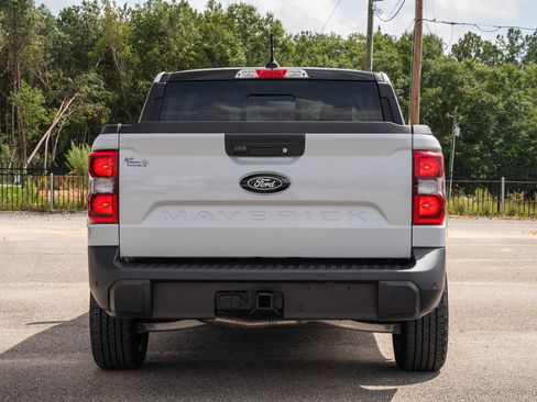 Certified 2025 Ford Maverick Lariat w/ Black Appearance Package AWD/4WD image 7