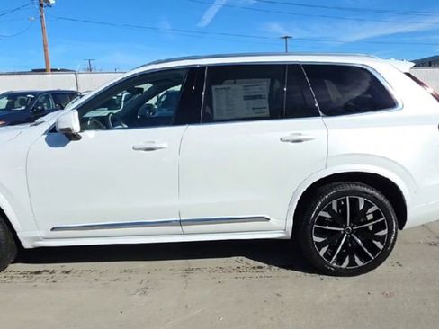 New 2026 Volvo XC90 B6 Ultra image 6