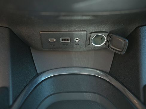 Used 2022 Chevrolet Malibu RS FWD image 4