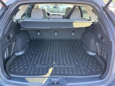 Used 2023 Subaru Outback Premium image 21